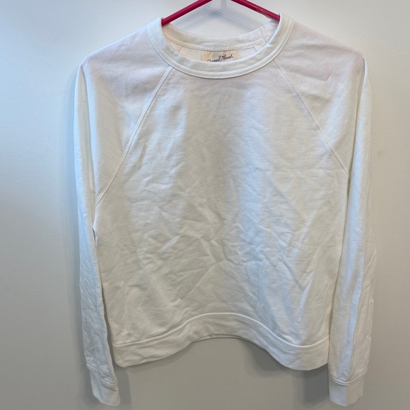 Universal Thread Tops - Universal Thread Classic White Sweatshirt
